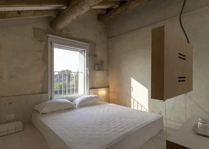 La Pervinca - Ospitalita, Natura, Cura 4* Guastalla