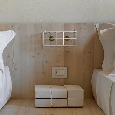 La Pervinca - Ospitalita, Natura, Cura Bed & Breakfast 4*