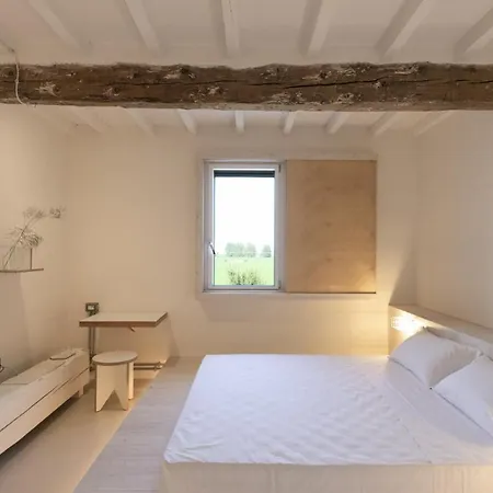 La Pervinca - Ospitalita, Natura, Cura 4* Guastalla