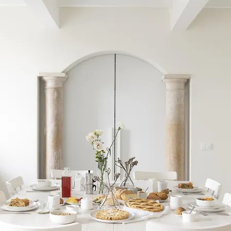 Bed & Breakfast La Pervinca - Ospitalita, Natura, Cura 4*