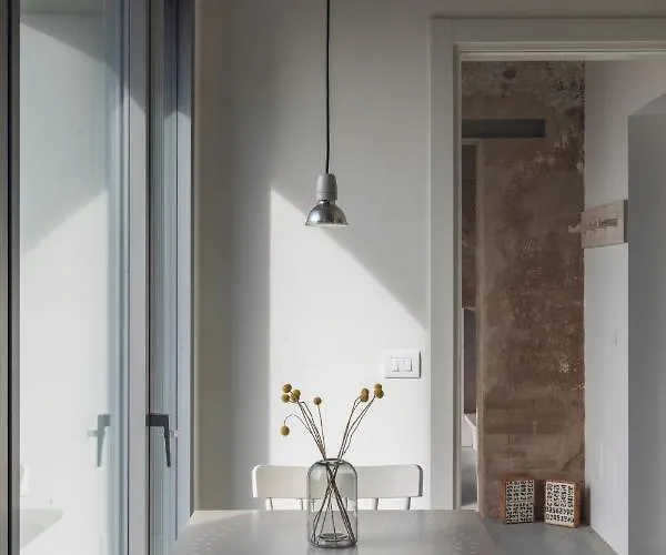 La Pervinca - Ospitalita, Natura, Cura ベッド・アンド・ブレックファスト グアスタッラ