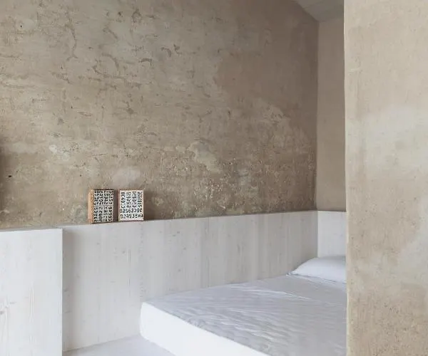 La Pervinca - Ospitalita, Natura, Cura ベッド・アンド・ブレックファスト グアスタッラ